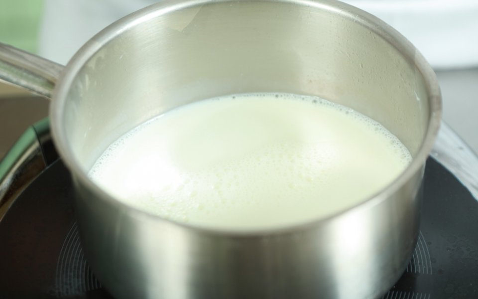 How to thicken food using roux