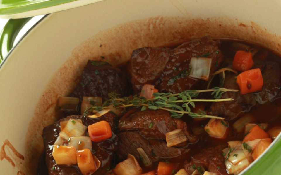 Braised beef with red wine and vegetables | Yiannis Lucacos