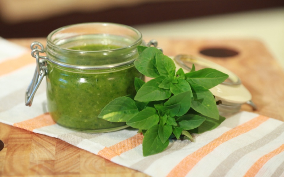 Basil pesto sauce | Yiannis Lucacos