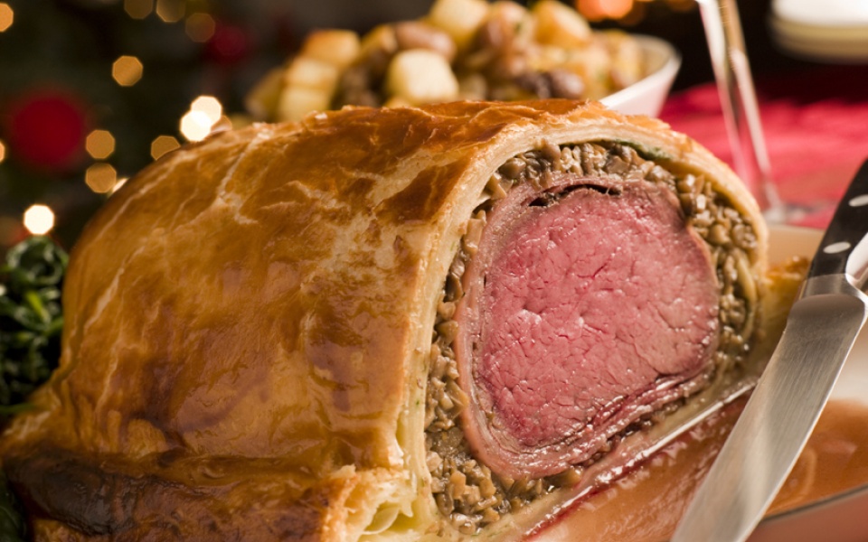 ΜΟΣΧΑΡΙ ΓΟΥΕΛΙΝΓΚΤΟΝ (beef wellington)