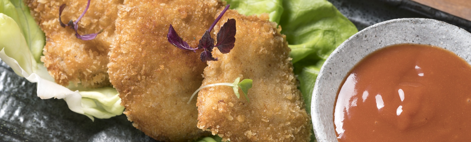 Χοιρινό katsu με σάλτσα tonkatsu