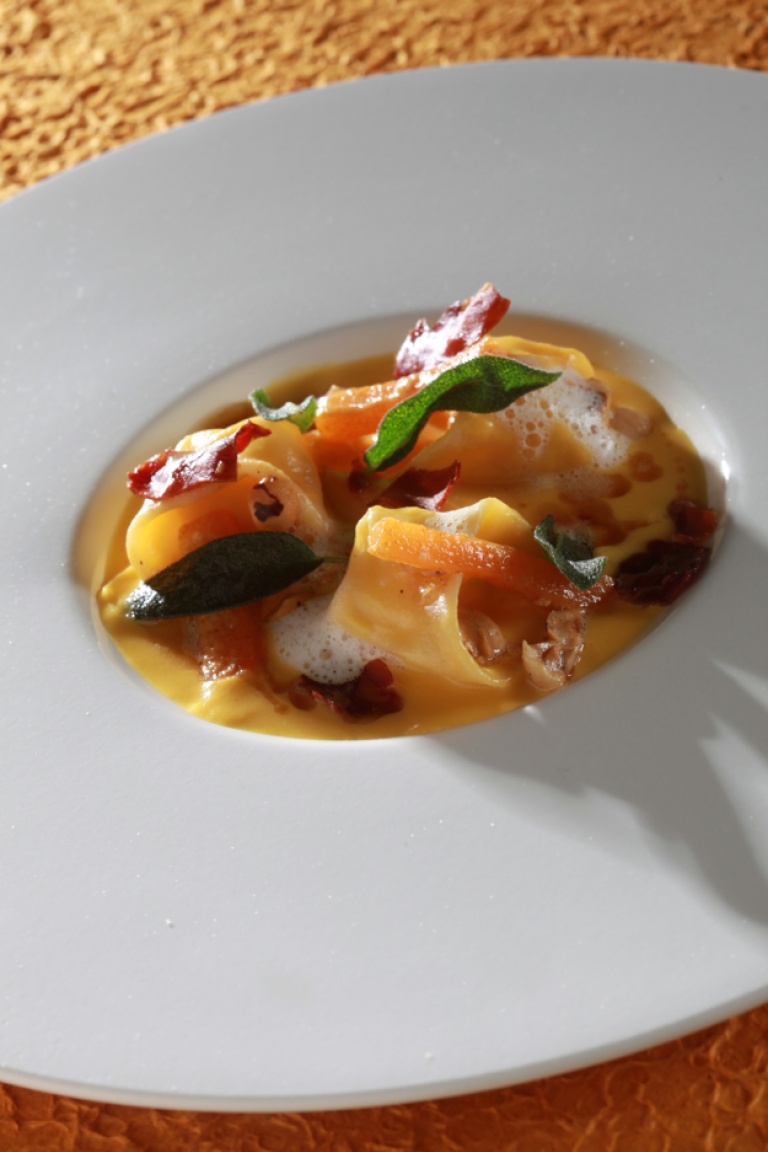 Tortellini filled with goat’s cheese, pumpkin cream and brown butter