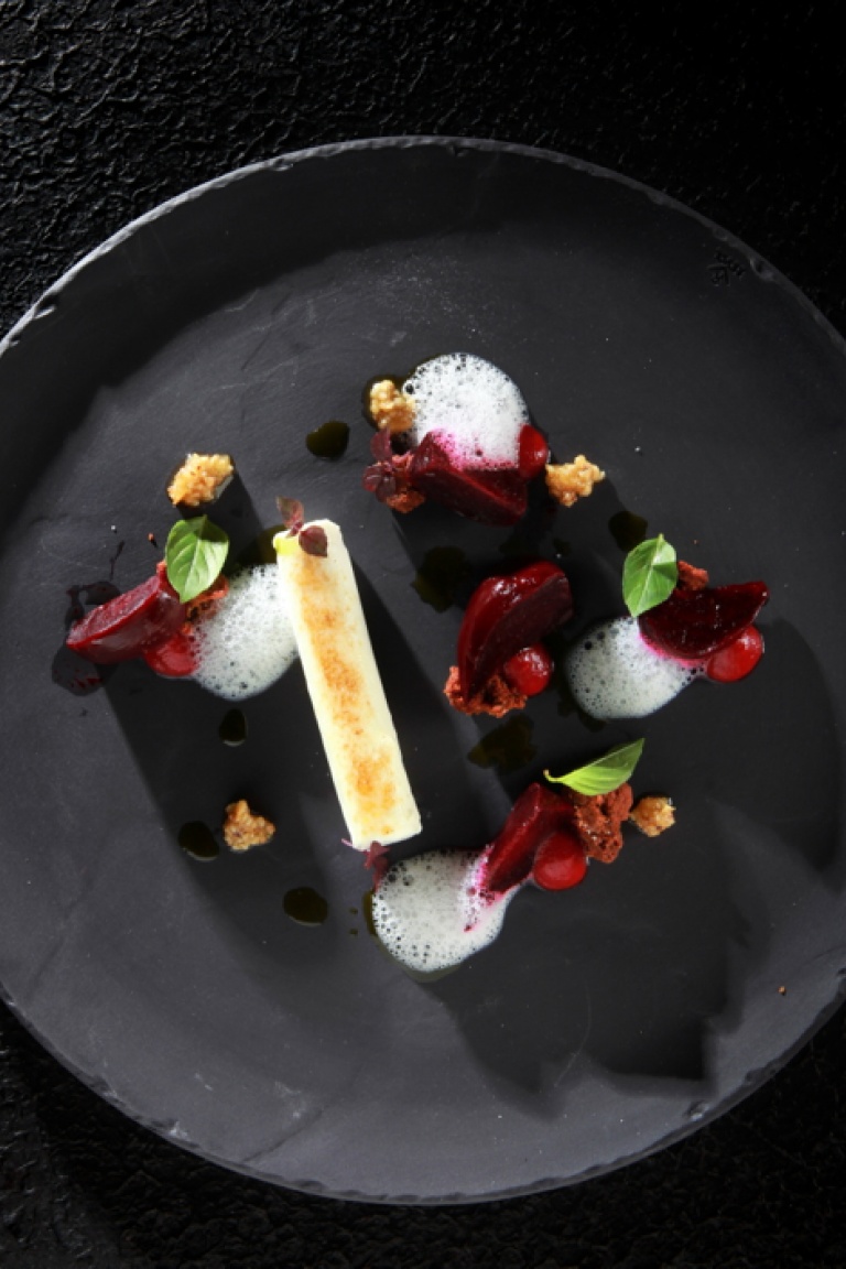 Geremezi “brûlée” with beetroots and hazelnut pesto