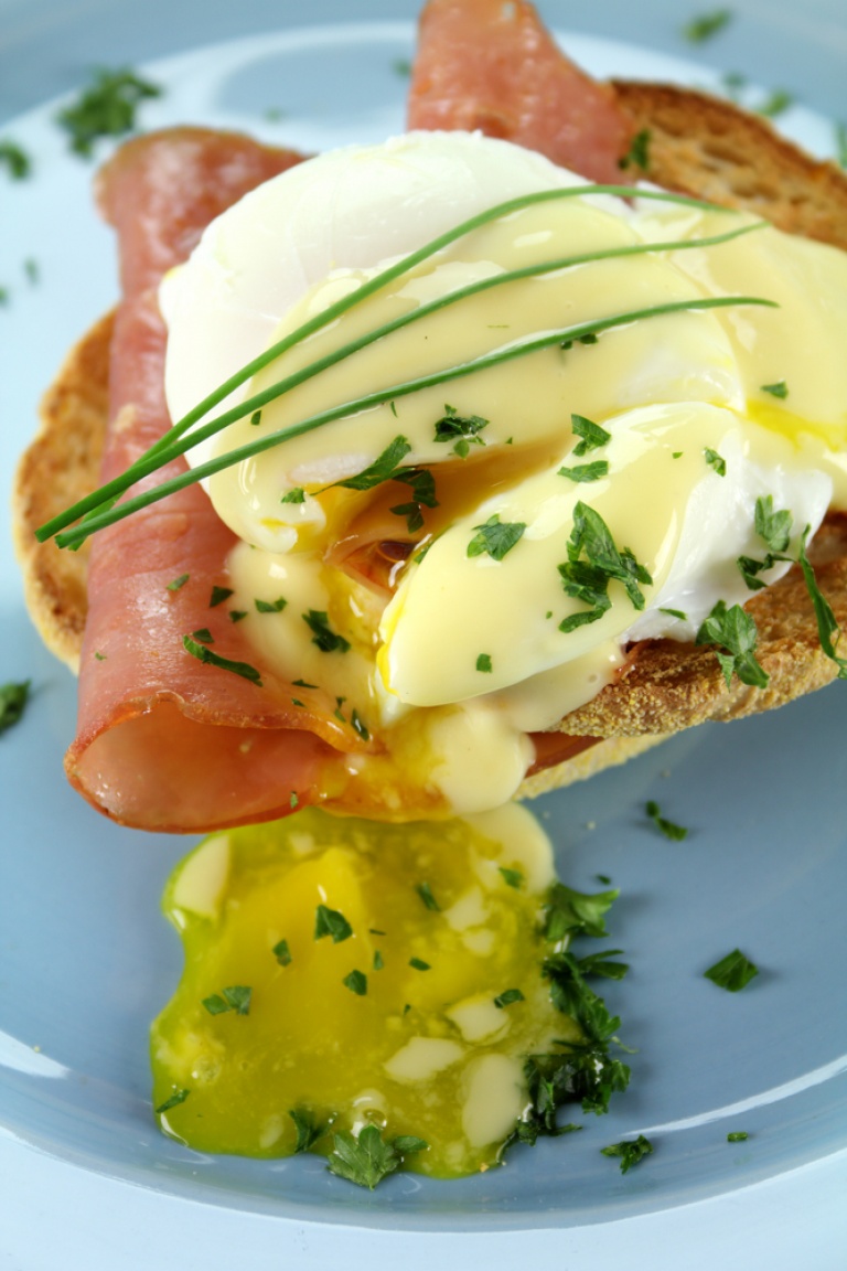 Eggs Benedict