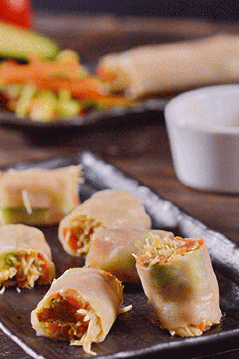 Salmon and vegetable summer rolls with soy and lime